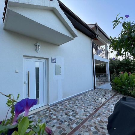 Tole Villa Podaca Exterior foto